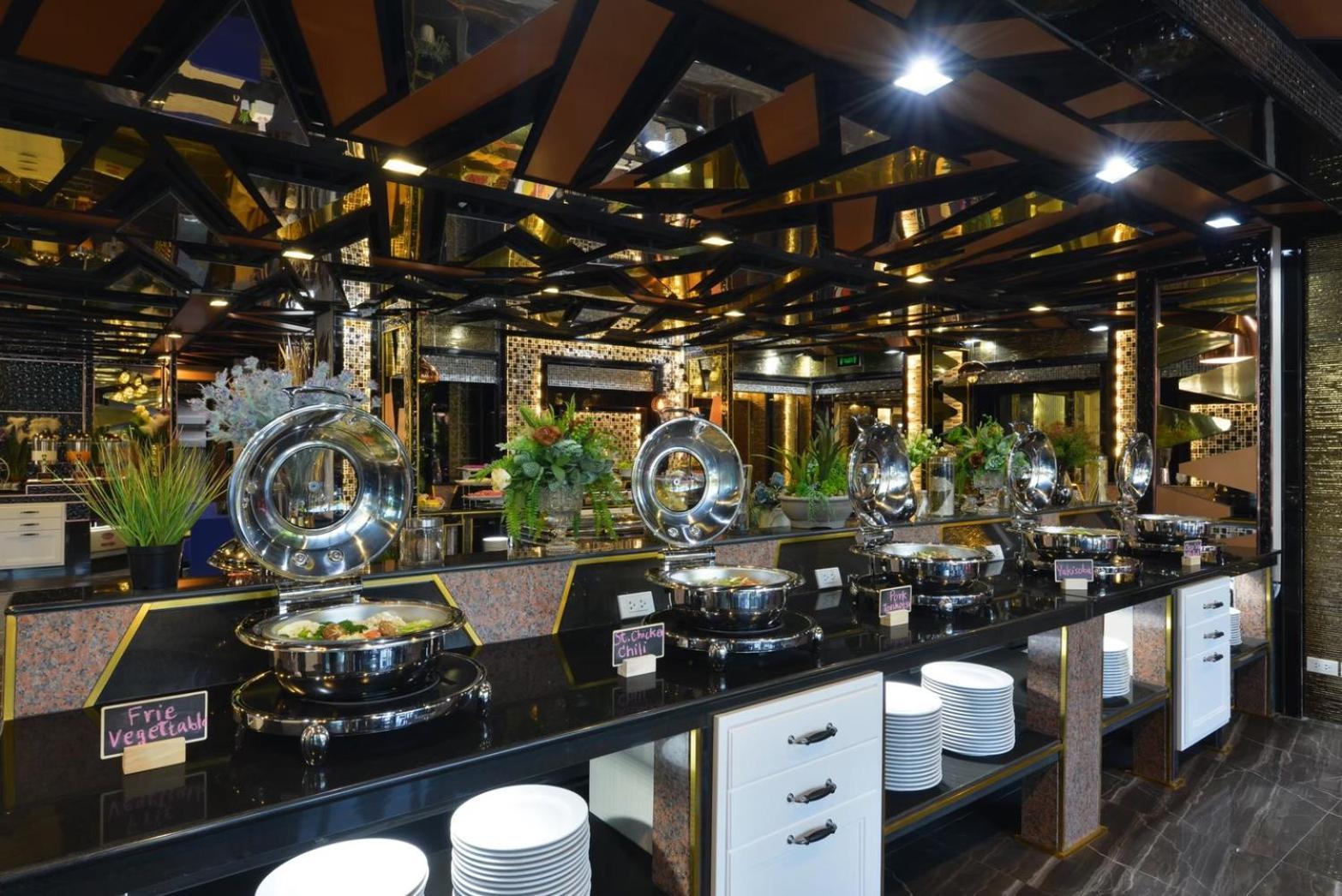 Media Hotel&Residence Bangkok Bagian luar foto